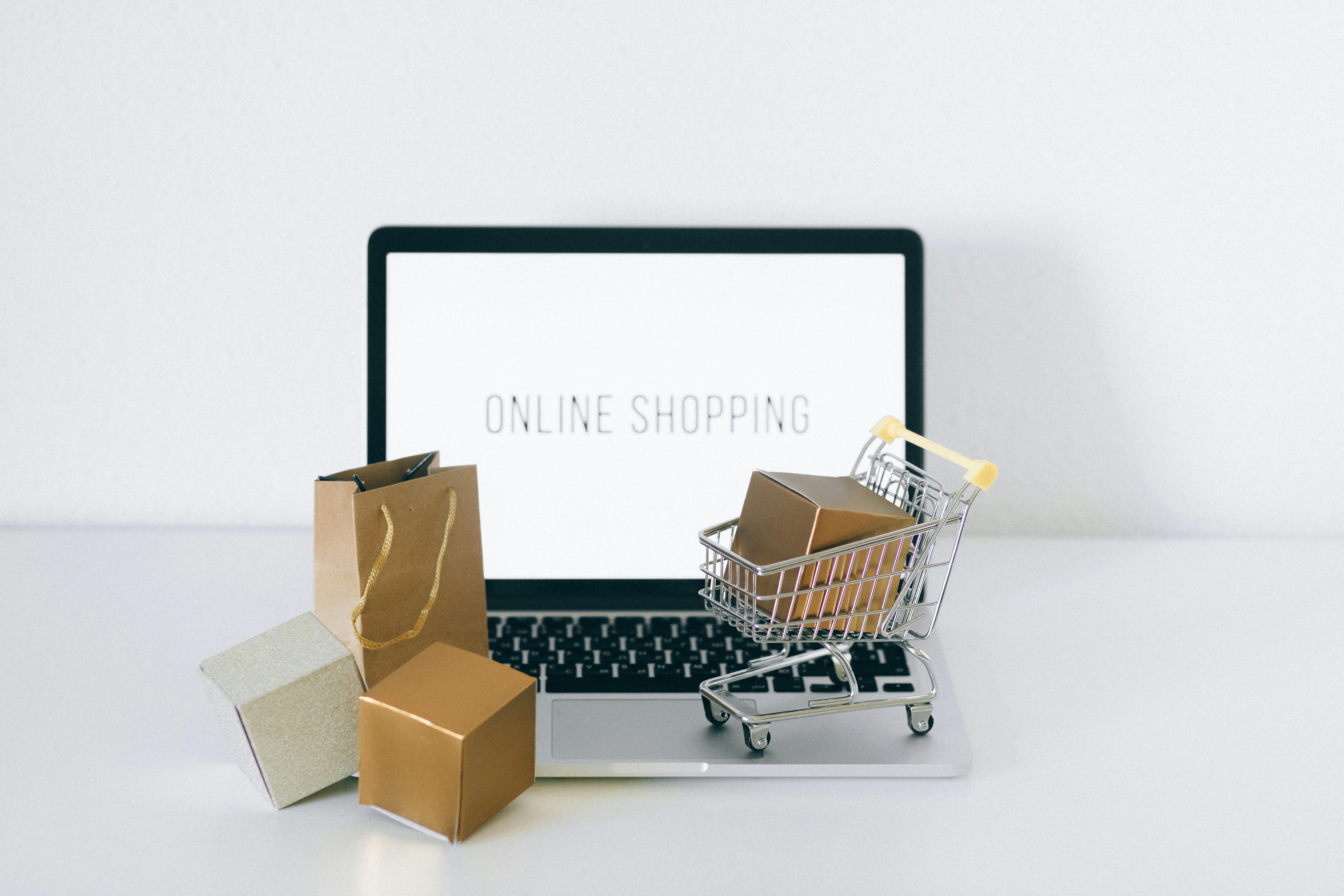 E-Commerce & Retail